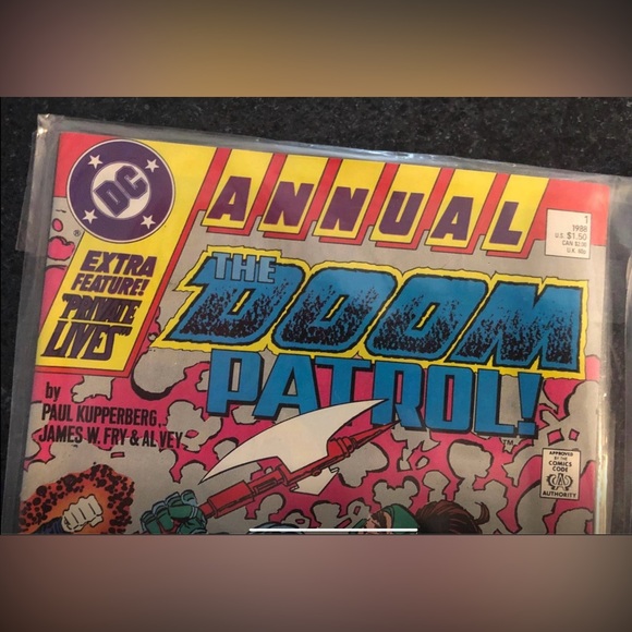 Vintage - DC Comics - The Doom Patrol - Great Colours and Graphics - Picture 2 of 4